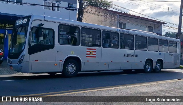 BluMob - Concessionária de Transporte Urbano de Blumenau 9120 na cidade de Blumenau, Santa Catarina, Brasil, por Iago Scheineider. Número da foto: #12943412.
