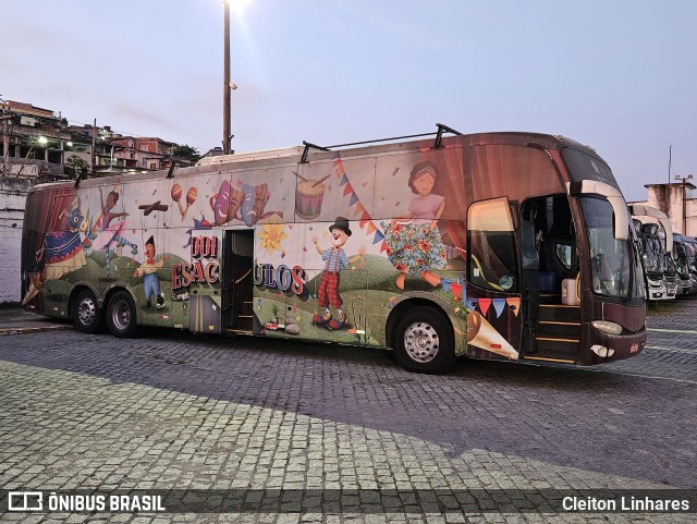 Auto Viação 1001 1001 ESPETACULOS na cidade de Niterói, Rio de Janeiro, Brasil, por Cleiton Linhares. Número da foto: #12944958.