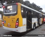 Viação Metrópole Paulista - Zona Leste 3 2133 na cidade de São Paulo, São Paulo, Brasil, por Breno Freitas. Número da foto: #:id.