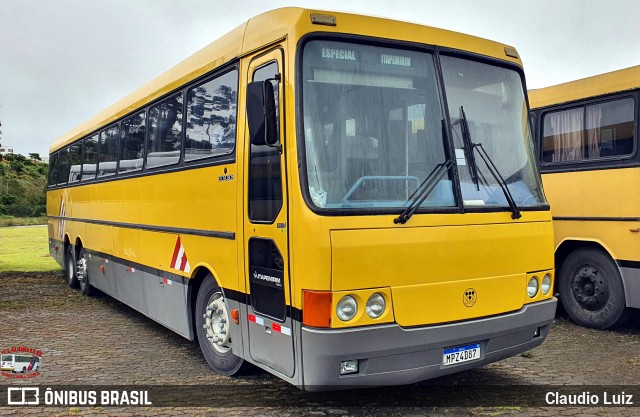 Ônibus Particulares MPZ4387 na cidade de Juiz de Fora, Minas Gerais, Brasil, por Claudio Luiz. Número da foto: #12946979.