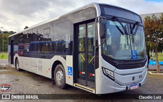 ANSAL - Auto Nossa Senhora de Aparecida 955 na cidade de Juiz de Fora, Minas Gerais, Brasil, por Claudio Luiz. Número da foto: #12947062.