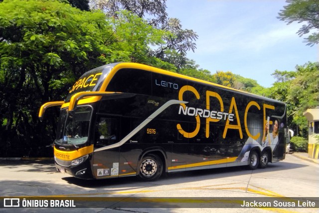 Expresso Nordeste 5976 na cidade de São Paulo, São Paulo, Brasil, por Jackson Sousa Leite. Número da foto: #12947320.