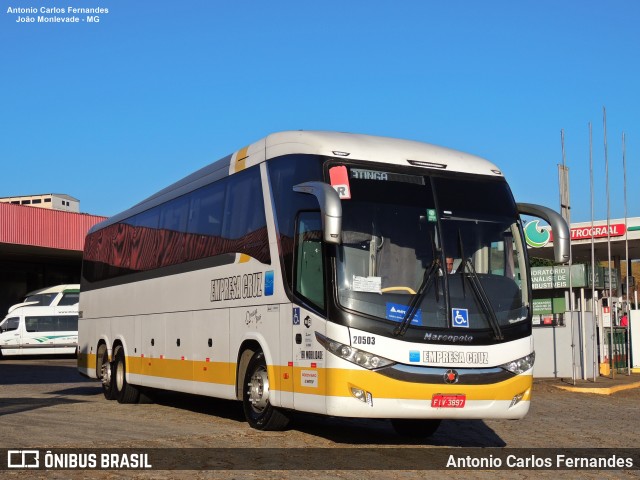 Empresa Cruz 20503 na cidade de João Monlevade, Minas Gerais, Brasil, por Antonio Carlos Fernandes. Número da foto: #12946319.