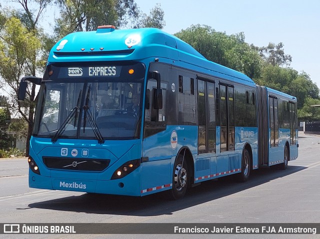 Mexibus 39 na cidade de Ecatepec de Morelos, Estado de México, México, por Francisco Javier Esteva FJA Armstrong. Número da foto: #12945955.