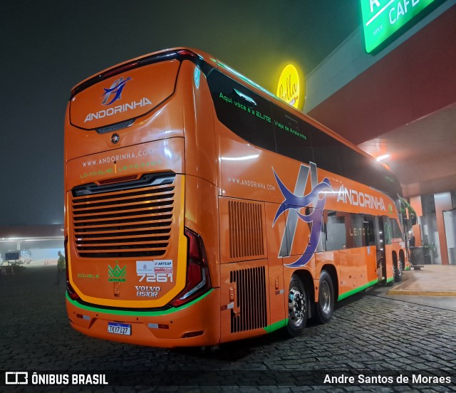 Empresa de Transportes Andorinha 7261 na cidade de Pariquera-Açu, São Paulo, Brasil, por Andre Santos de Moraes. Número da foto: #13006956.