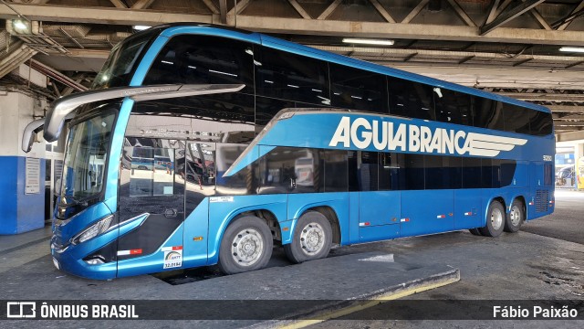 Viação Águia Branca 51250 na cidade de Rio de Janeiro, Rio de Janeiro, Brasil, por Fábio Paixão. Número da foto: #13006365.