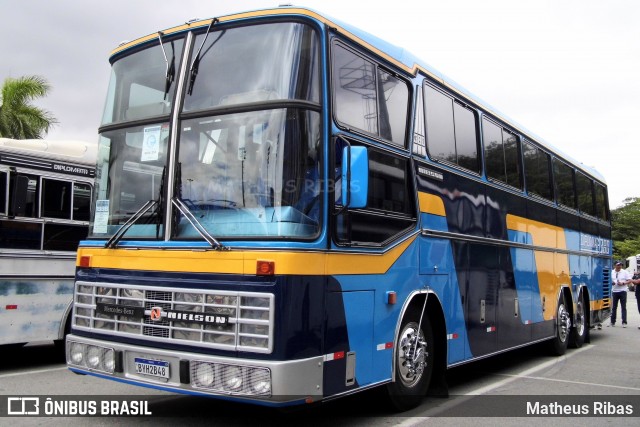 Ônibus Particulares DIPLOMATA 380 na cidade de Barueri, São Paulo, Brasil, por Matheus Ribas. Número da foto: #13033296.