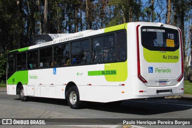 Viação Penedo RJ 213.006 na cidade de Resende, Rio de Janeiro, Brasil, por Paulo Henrique Pereira Borges. Número da foto: #13032873.