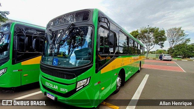 Transportes Capellini 32573 na cidade de Paulínia, São Paulo, Brasil, por Allan Henrique. Número da foto: #13031538.