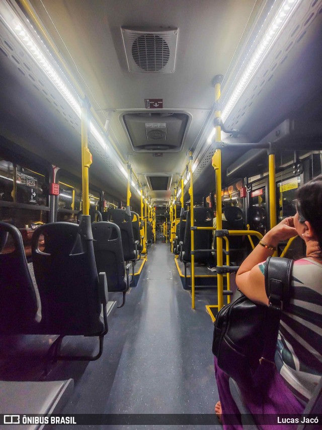 Via Loc BJ-99803 na cidade de Belém, Pará, Brasil, por Lucas Jacó. Número da foto: #13033264.