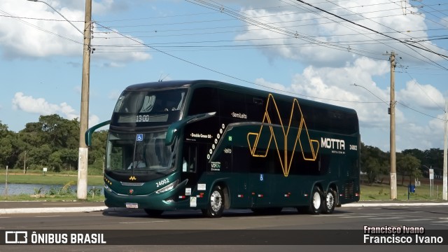 Viação Motta 24002 na cidade de Assis, São Paulo, Brasil, por Francisco Ivano. Número da foto: #13032137.