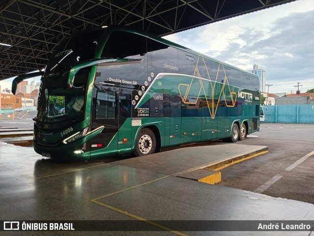 Viação Motta 24006 na cidade de Piracicaba, São Paulo, Brasil, por André Leandro. Número da foto: #13030666.