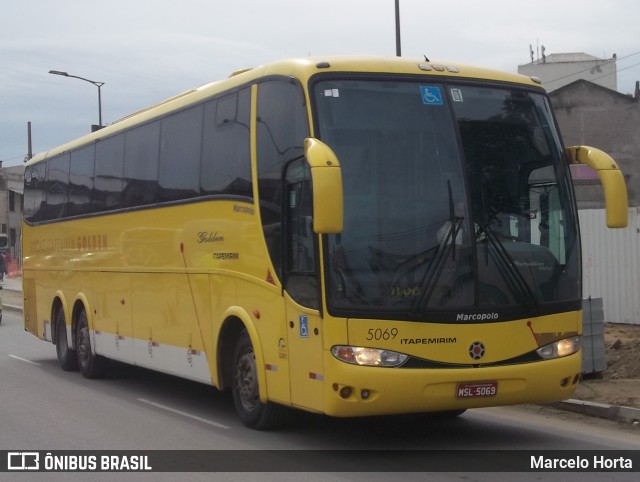 Viação Itapemirim 5069 na cidade de Rio de Janeiro, Rio de Janeiro, Brasil, por Marcelo Horta. Número da foto: #13034563.