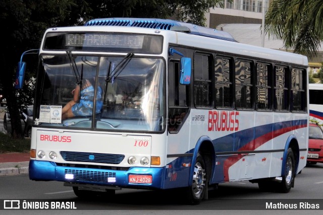 Brubuss Transportes 100 na cidade de Barueri, São Paulo, Brasil, por Matheus Ribas. Número da foto: #13034203.