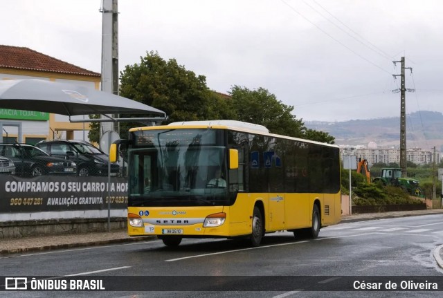 RL - Rodoviária de Lisboa 723 na cidade de Lisbon, Lisbon, Portugal, por César de Oliveira. Número da foto: #13034850.