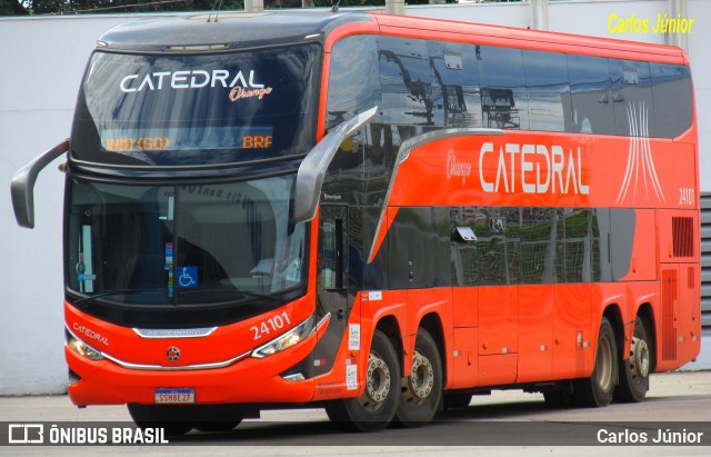Catedral Turismo 24101 na cidade de Goiânia, Goiás, Brasil, por Carlos Júnior. Número da foto: #13035353.