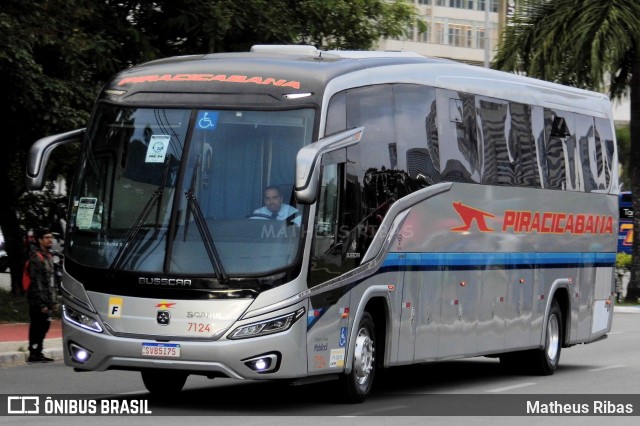 Viação Piracicabana 7124 na cidade de Barueri, São Paulo, Brasil, por Matheus Ribas. Número da foto: #13034301.