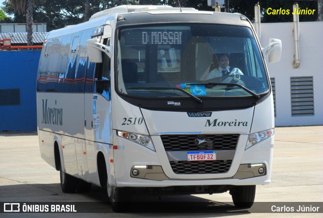 Empresa de Transportes e Turismo Moreira 2510 na cidade de Goiânia, Goiás, Brasil, por Carlos Júnior. Número da foto: #13035382.