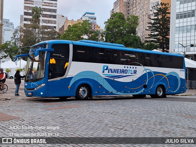 Pinheiro Tur 2300 na cidade de Porto Alegre, Rio Grande do Sul, Brasil, por JULIO SILVA. Número da foto: #13034570.