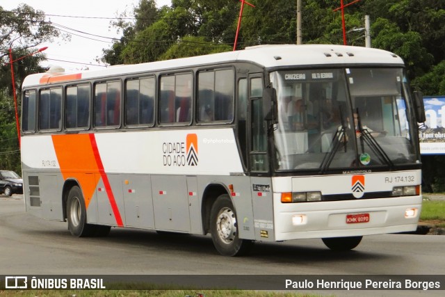 Viação Cidade do Aço RJ 174.132 na cidade de Resende, Rio de Janeiro, Brasil, por Paulo Henrique Pereira Borges. Número da foto: #13037065.