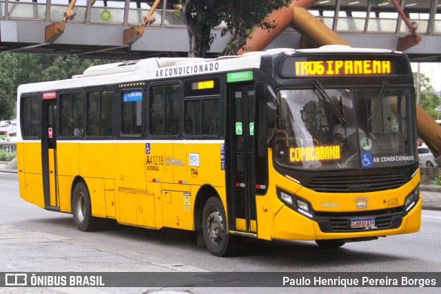 Real Auto Ônibus A41218 na cidade de Rio de Janeiro, Rio de Janeiro, Brasil, por Paulo Henrique Pereira Borges. Número da foto: #13037174.