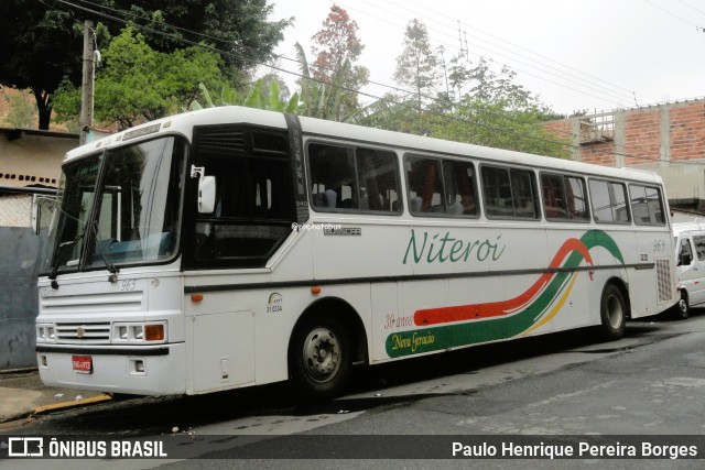Viação Niterói 965 na cidade de Aparecida, São Paulo, Brasil, por Paulo Henrique Pereira Borges. Número da foto: #13037145.
