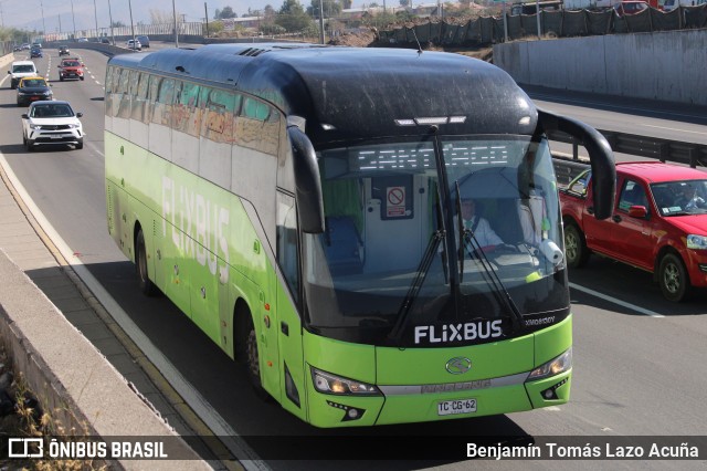 FlixBus TCCG62 na cidade de Maipú, Santiago, Metropolitana de Santiago, Chile, por Benjamín Tomás Lazo Acuña. Número da foto: #13040445.