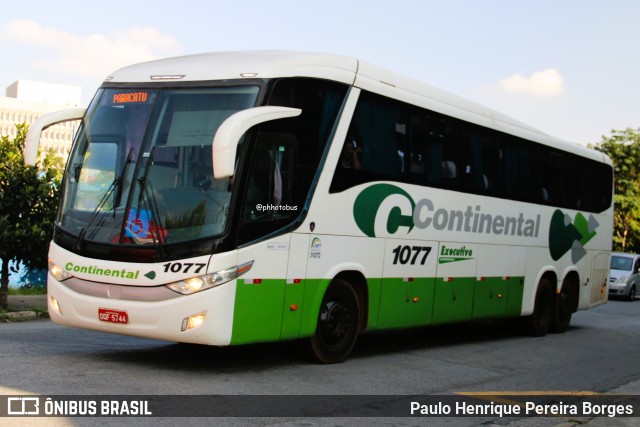 Viação Continental de Transportes 1077 na cidade de São Paulo, São Paulo, Brasil, por Paulo Henrique Pereira Borges. Número da foto: #13039750.