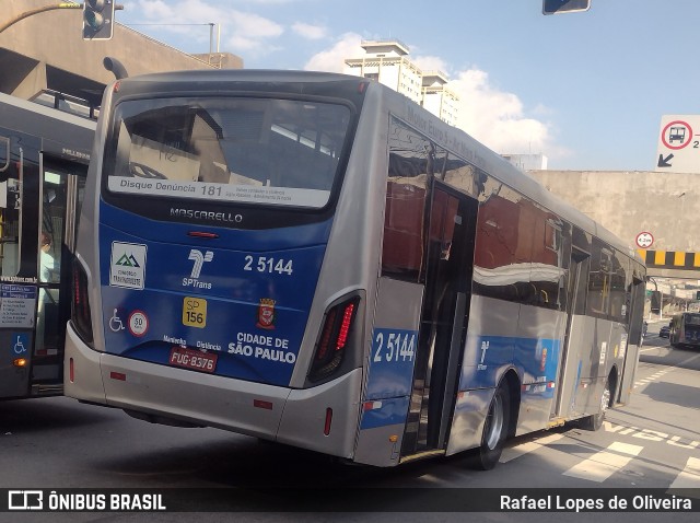 Cooperativa Fênix > Spencer Transporte 2 5144 na cidade de São Paulo, São Paulo, Brasil, por Rafael Lopes de Oliveira. Número da foto: #13038194.