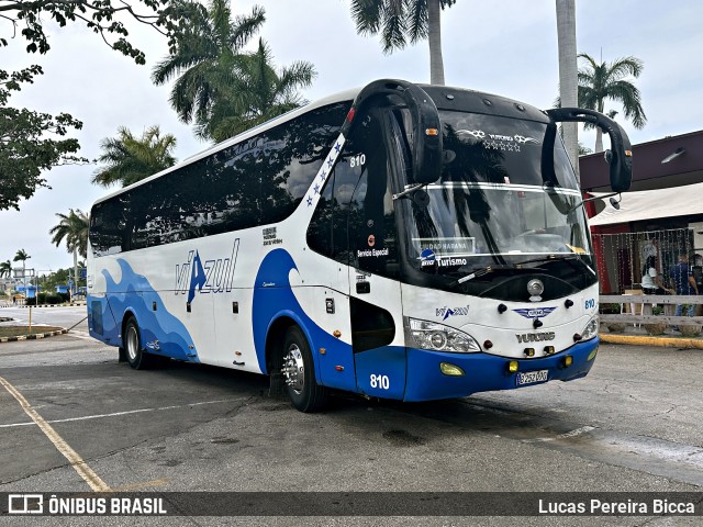 Viazul 810 na cidade de La Habana, Cuba, por Lucas Pereira Bicca. Número da foto: #13039437.