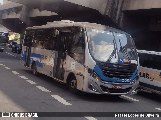 Cooperativa Fênix > Spencer Transporte 2 5027 na cidade de São Paulo, São Paulo, Brasil, por Rafael Lopes de Oliveira. Número da foto: #13039261.