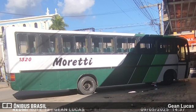 Viação Moretti 1320 na cidade de Barra de São Francisco, Espírito Santo, Brasil, por Gean Lucas. Número da foto: #13038849.