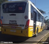 Companhia Carris Porto-Alegrense 0836 na cidade de Porto Alegre, Rio Grande do Sul, Brasil, por Diego Soares. Número da foto: #:id.