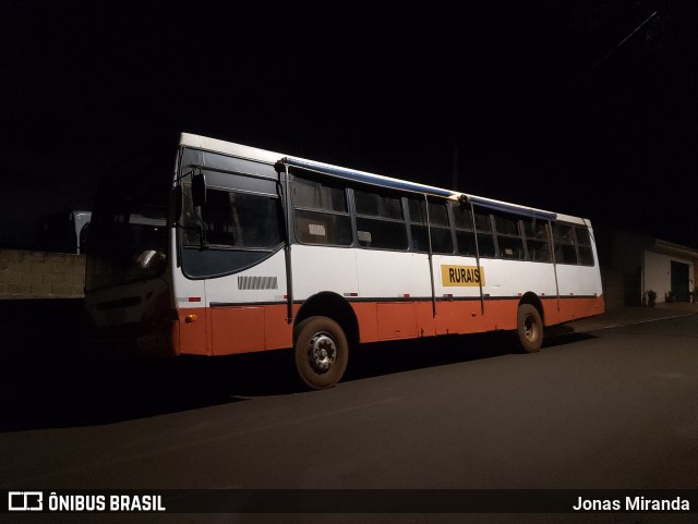 Ônibus Particulares RURAIS na cidade de Dumont, São Paulo, Brasil, por Jonas Miranda. Número da foto: #13040872.