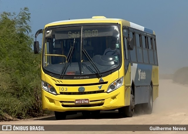 Viação Sudeste 103 na cidade de Marataízes, Espírito Santo, Brasil, por Guilherme Neves. Número da foto: #13041775.