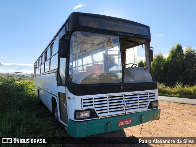J.A Transportes 6295 na cidade de Santo Antônio do Monte, Minas Gerais, Brasil, por Paulo Alexandre da Silva. Número da foto: #13042577.