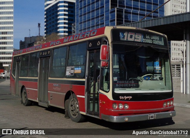 Transportes 9 de Julio 44 na cidade de Ciudad Autónoma de Buenos Aires, Argentina, por Agustin SanCristobal1712. Número da foto: #13041393.