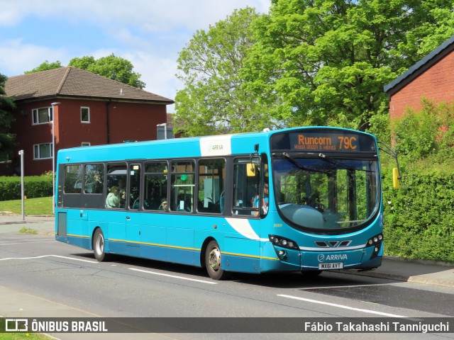 Arriva 3089 na cidade de Runcorn, Cheshire, Inglaterra, por Fábio Takahashi Tanniguchi. Número da foto: #13045399.