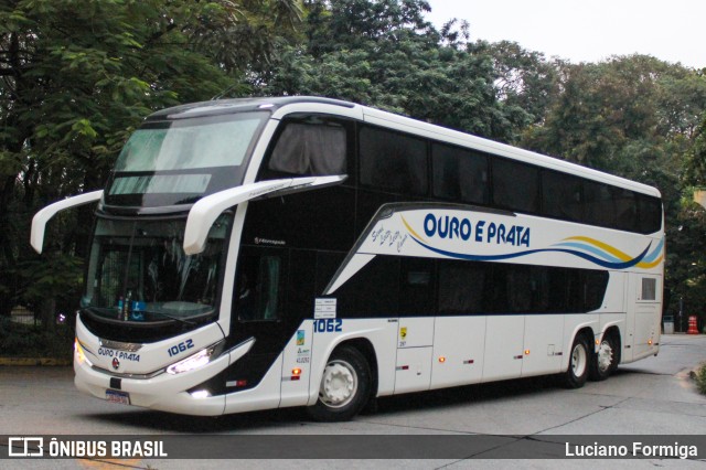 Viação Ouro e Prata 1062 na cidade de São Paulo, São Paulo, Brasil, por Luciano Formiga. Número da foto: #13045594.
