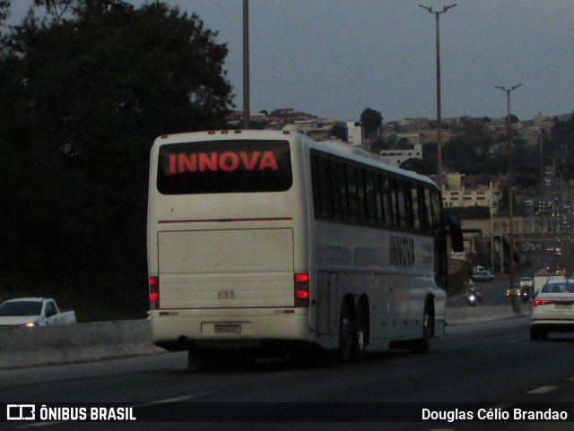 Innova Turismo 6050 na cidade de Belo Horizonte, Minas Gerais, Brasil, por Douglas Célio Brandao. Número da foto: #13045804.