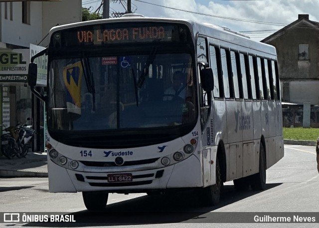 Viação Sudeste 154 na cidade de Marataízes, Espírito Santo, Brasil, por Guilherme Neves. Número da foto: #13044646.