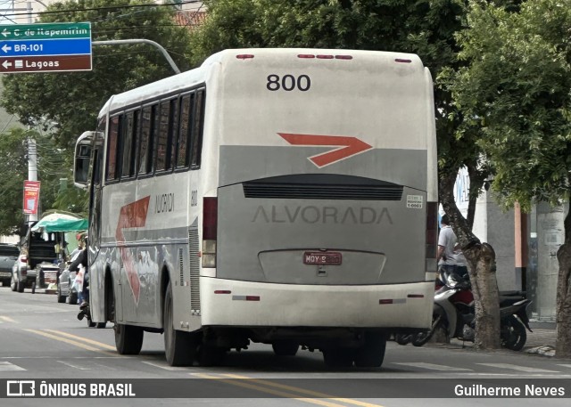 Viação Alvorada 800 na cidade de Marataízes, Espírito Santo, Brasil, por Guilherme Neves. Número da foto: #13046032.