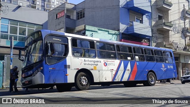 Auto Viação Urubupungá 20.702 na cidade de São Paulo, São Paulo, Brasil, por Thiago de Souza. Número da foto: #13046471.