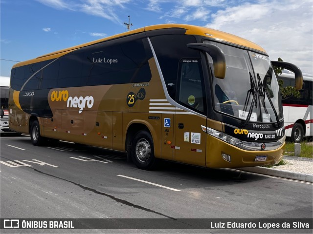 Ouro Negro Transportes e Turismo RJ 627.017 na cidade de Niterói, Rio de Janeiro, Brasil, por Luiz Eduardo Lopes da Silva. Número da foto: #13046445.