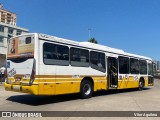 Companhia Carris Porto-Alegrense 0717 na cidade de Porto Alegre, Rio Grande do Sul, Brasil, por Vitor Aguilera. Número da foto: #:id.