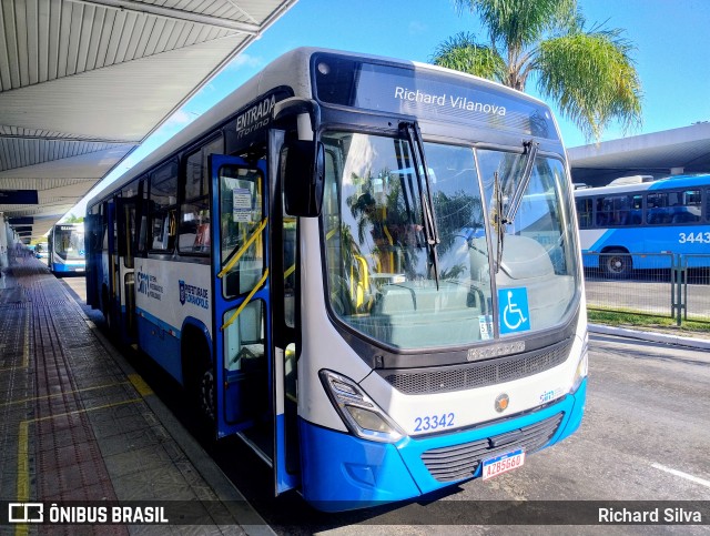 Emflotur - Empresa Florianópolis de Transportes Coletivos 23342 na cidade de Florianópolis, Santa Catarina, Brasil, por Richard Silva. Número da foto: #13046965.