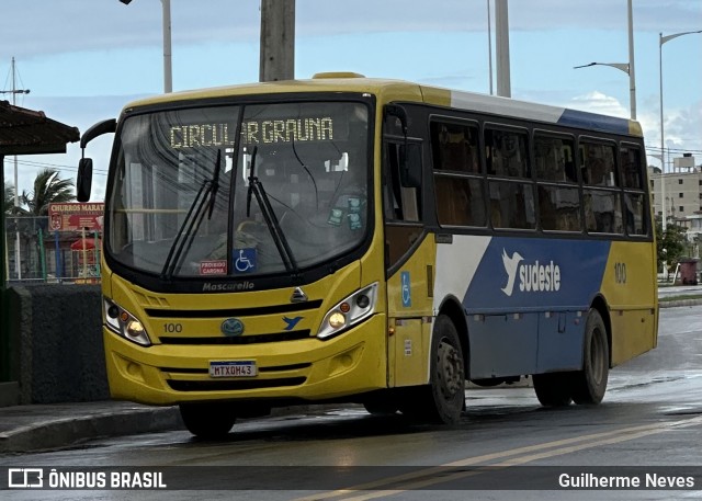Viação Sudeste 100 na cidade de Marataízes, Espírito Santo, Brasil, por Guilherme Neves. Número da foto: #13047520.
