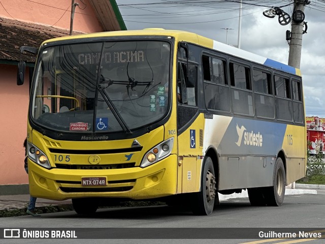 Viação Sudeste 105 na cidade de Marataízes, Espírito Santo, Brasil, por Guilherme Neves. Número da foto: #13047516.