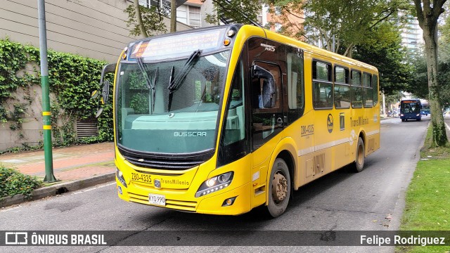Organización SUMA S.A.S Z80-4335 na cidade de Bogotá, Colômbia, por Felipe Rodriguez. Número da foto: #13047580.