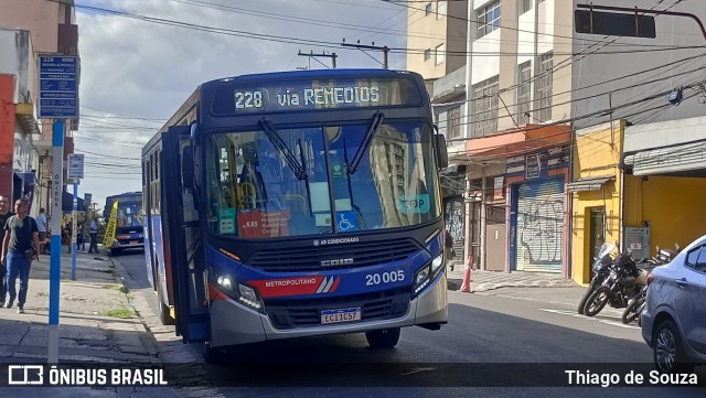Auto Viação Urubupungá 20.005 na cidade de São Paulo, São Paulo, Brasil, por Thiago de Souza. Número da foto: #13048204.